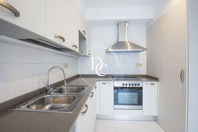 4 bedroom Apartment for sale in Sitges - € 750,000 (Ref: 9481282)