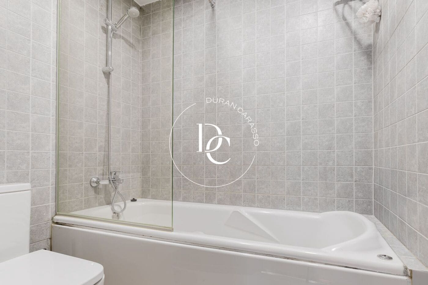 2 bedroom Apartment for sale in Alp - € 229,000 (Ref: 9519122)