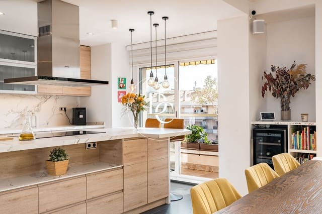 5 slaapkamer Penthouse te koop in Vilanova i la Geltrú - € 690.000 (Ref: 9519123)