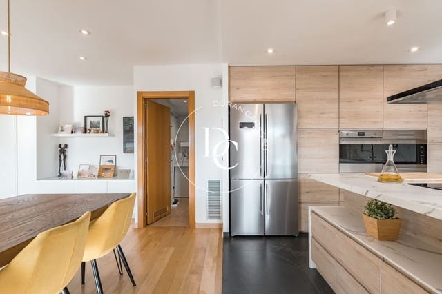 5 slaapkamer Penthouse te koop in Vilanova i la Geltrú - € 690.000 (Ref: 9519123)