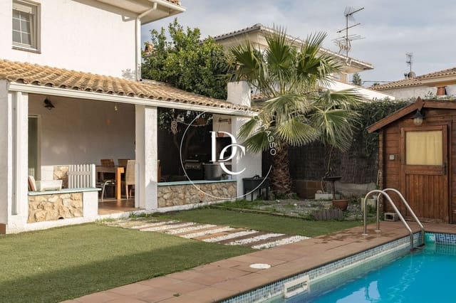 4 soveværelse Villa til salg i Sant Pere de Ribes - € 560.000 (Ref: 9541744)