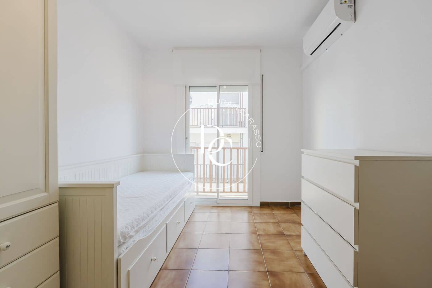 4 soveværelse Semi-Rækkehus til leje i Sant Pere de Ribes - € 2.200 (Ref: 9543805)