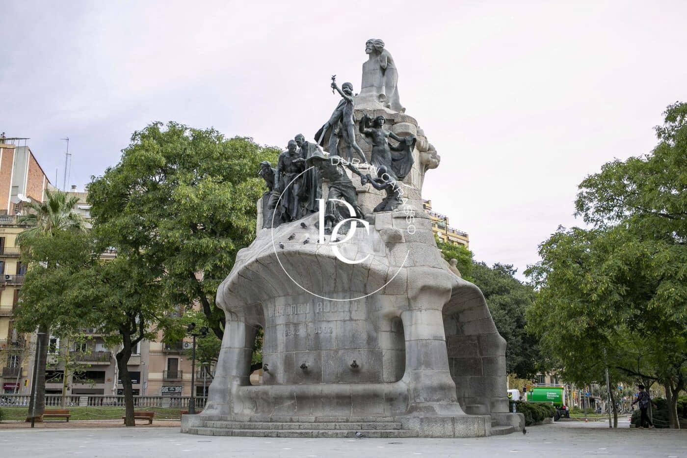 Erhverv til salg i Barcelona by - € 350.000 (Ref: 9556023)