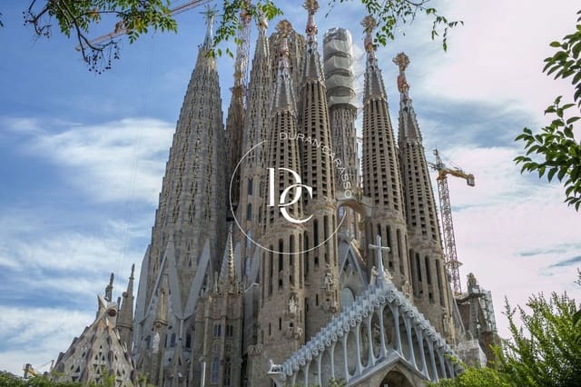 Erhverv til salg i El Fort Pienc, Barcelona by - € 350.000 (Ref: 9556023)