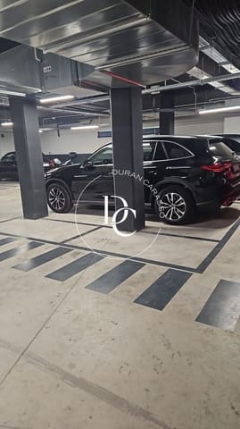 Autotalli myytävänä paikassa Vilanova i la Geltrú - 15 000 € (Ref: 9583042)