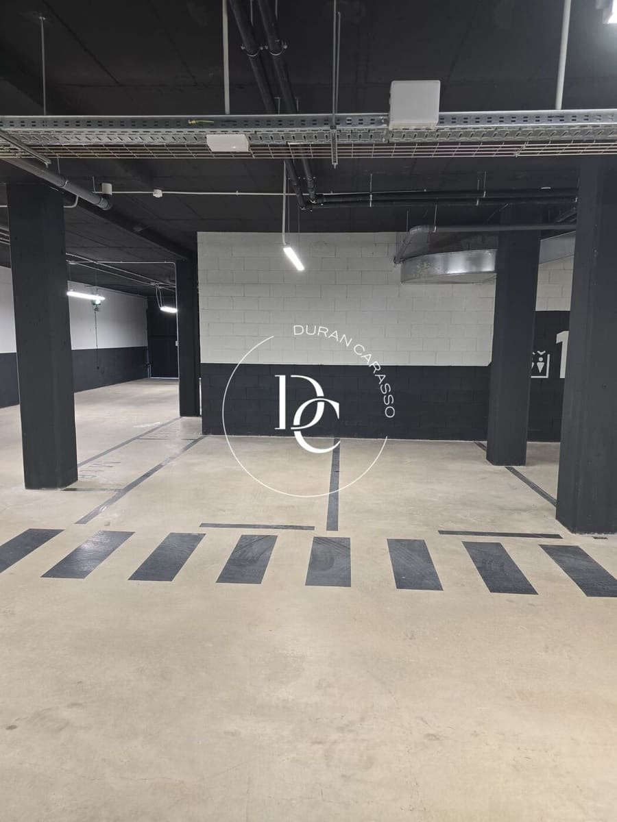 Garage for sale in Vilanova i la Geltru - € 15,000 (Ref: 9583042)