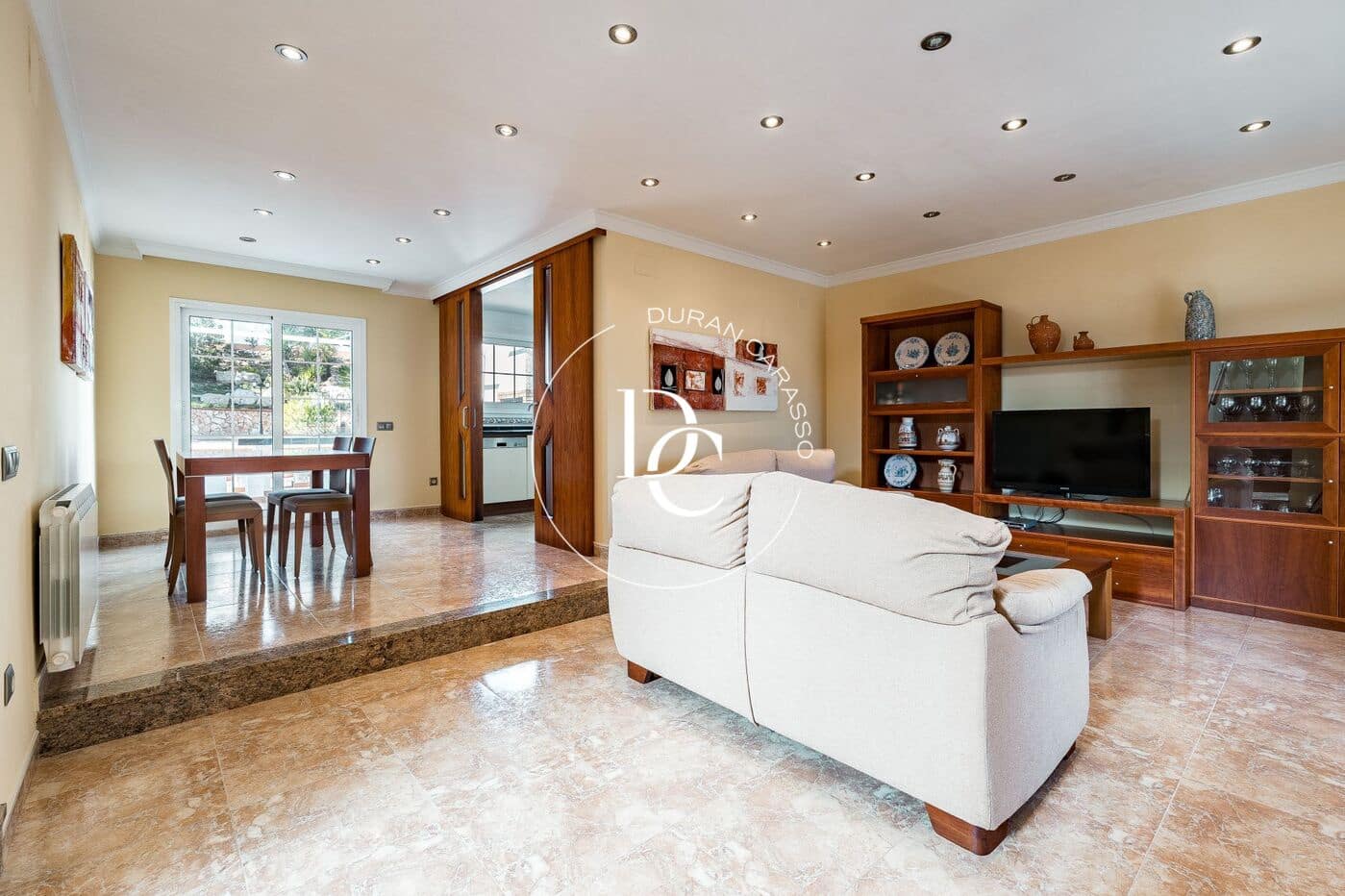 3 slaapkamer Villa te koop in Cunit met zwembad - € 490.000 (Ref: 9591503)