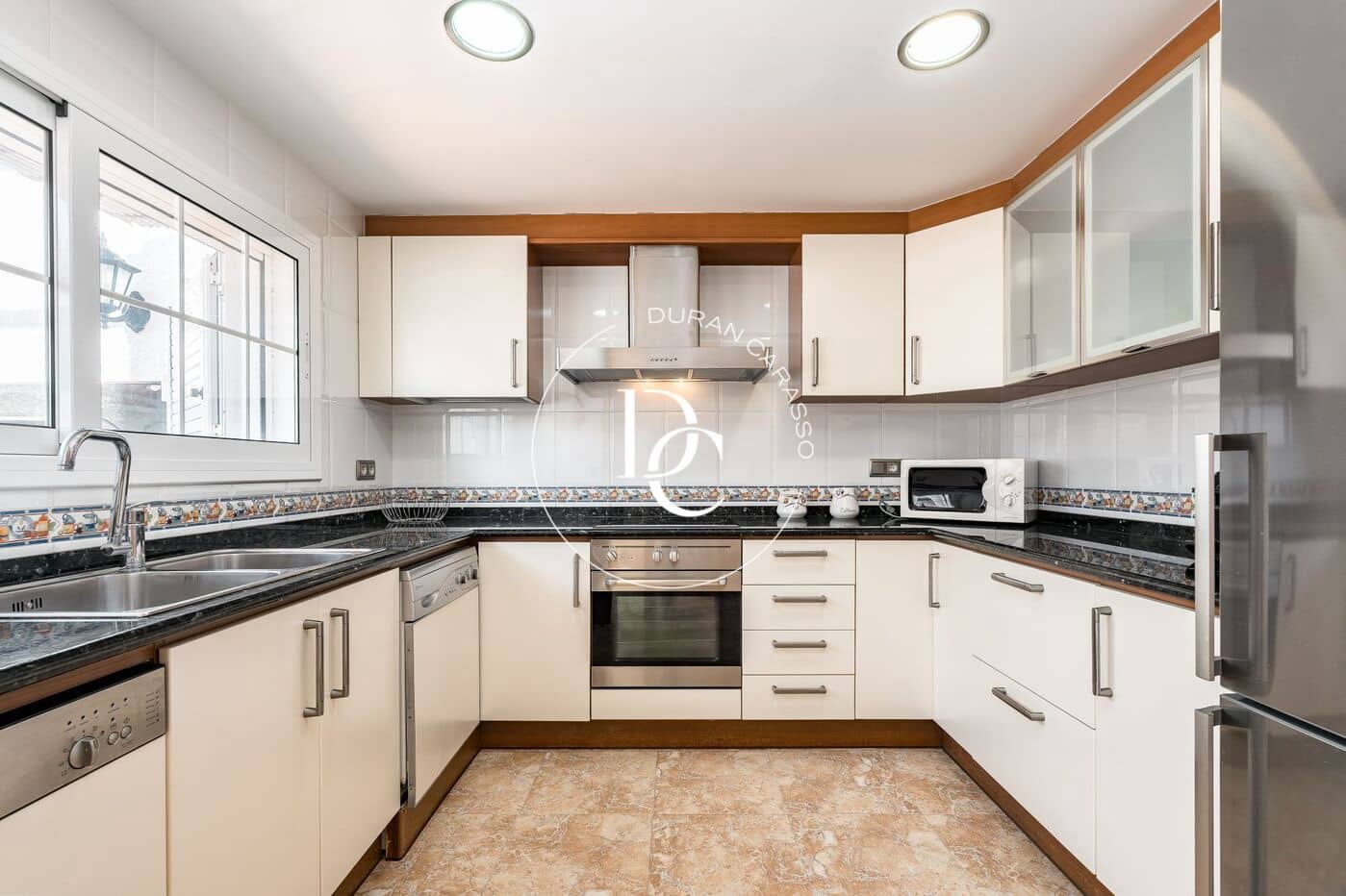 3 slaapkamer Villa te koop in Cunit met zwembad - € 490.000 (Ref: 9591503)