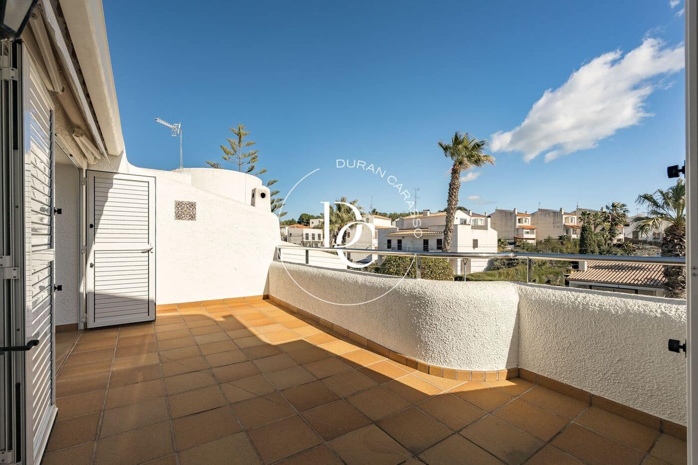 3 slaapkamer Villa te koop in Cunit met zwembad - € 490.000 (Ref: 9591503)