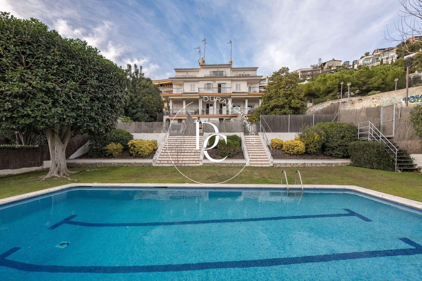 4 makuuhuone Huoneisto myytävänä paikassa Sitges mukana uima-altaan - 799 000 € (Ref: 9591504)