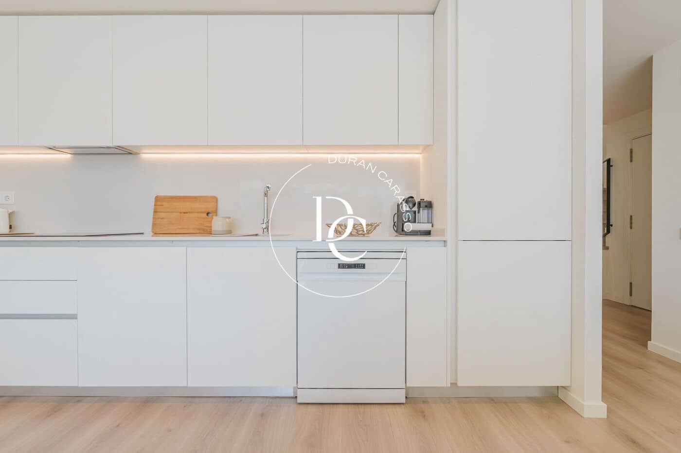 Appartement de 4 chambres à louer à Vilanova i la Geltru - 3 000 € (Ref: 9605158)