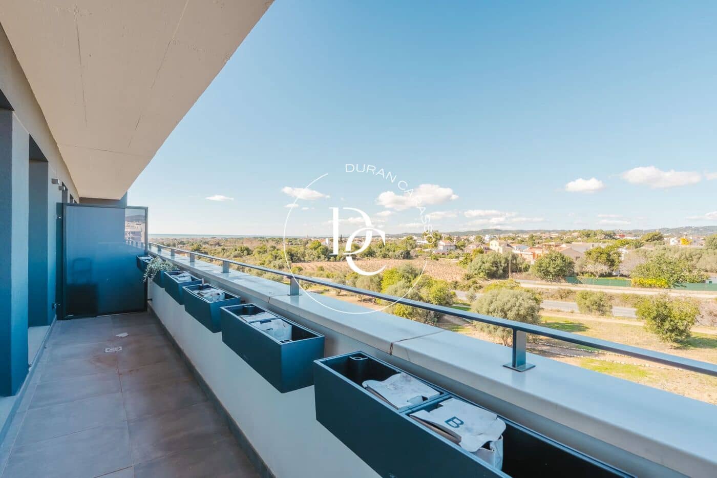 Appartement de 4 chambres à louer à Vilanova i la Geltru - 3 000 € (Ref: 9605158)