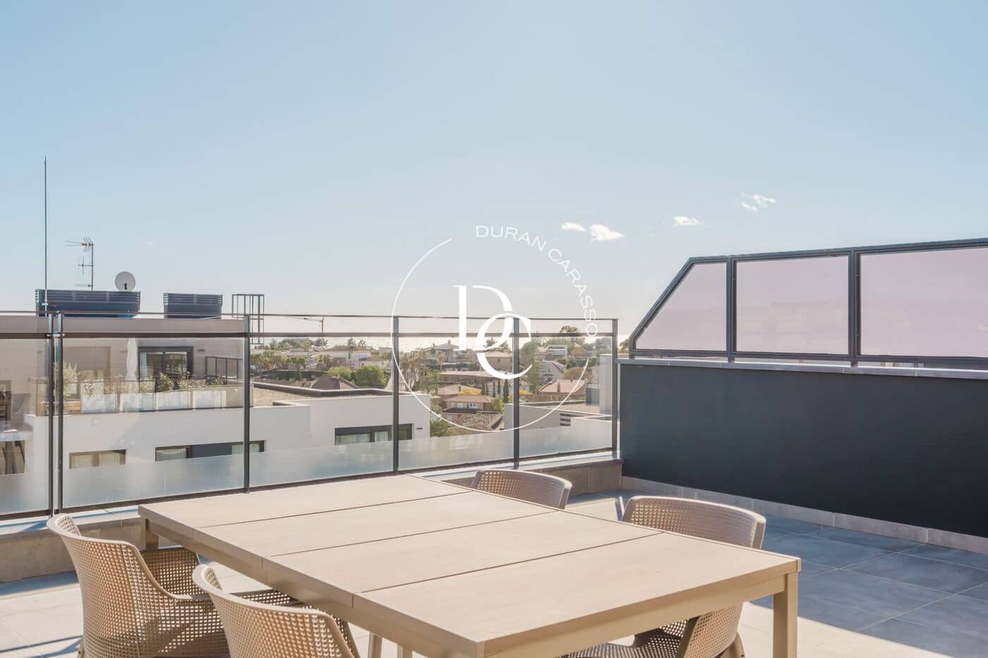 Appartement de 4 chambres à louer à Vilanova i la Geltru - 3 000 € (Ref: 9605158)