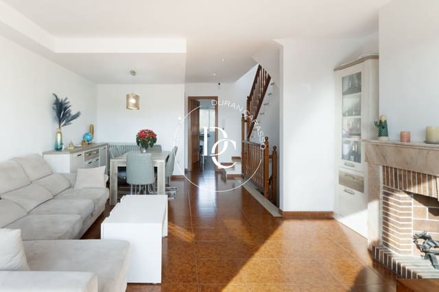 Casa de 4 habitaciones en Sant Pere de Ribes en venta - 545.000 € (Ref: 9630252)