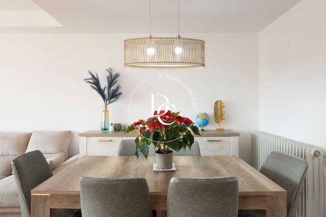 Casa de 4 habitaciones en Sant Pere de Ribes en venta - 545.000 € (Ref: 9630252)