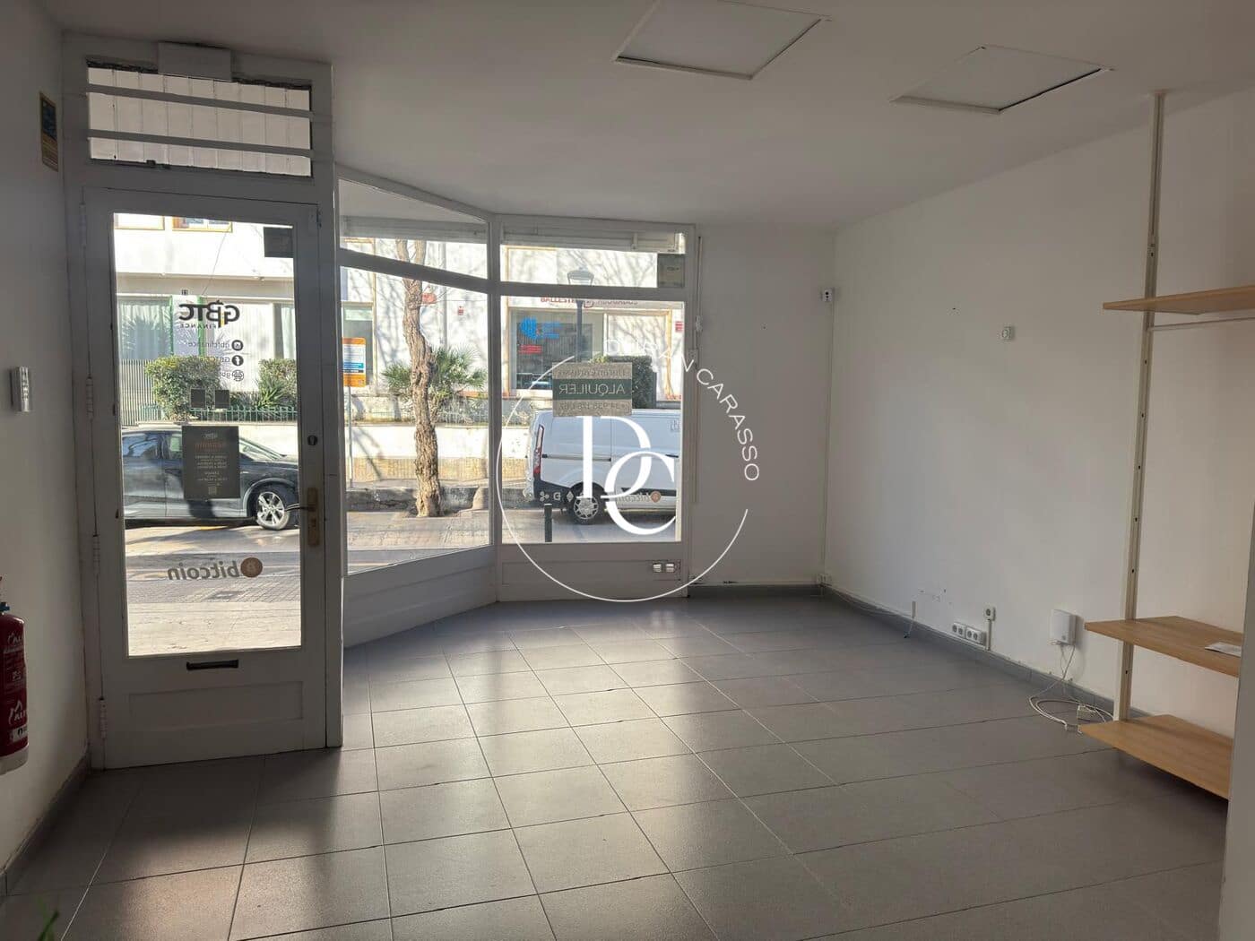 Local Comercial en Sitges en alquiler - 900 € (Ref: 9637757)
