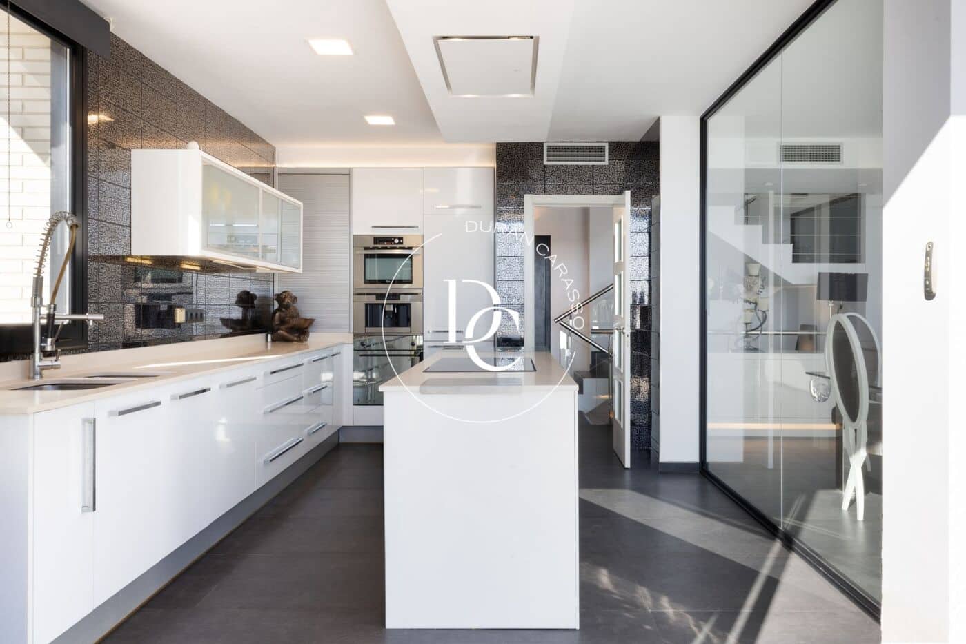 4 sovrum Villa till salu i Sitges med pool - 1 348 000 € (Ref: 9639550)