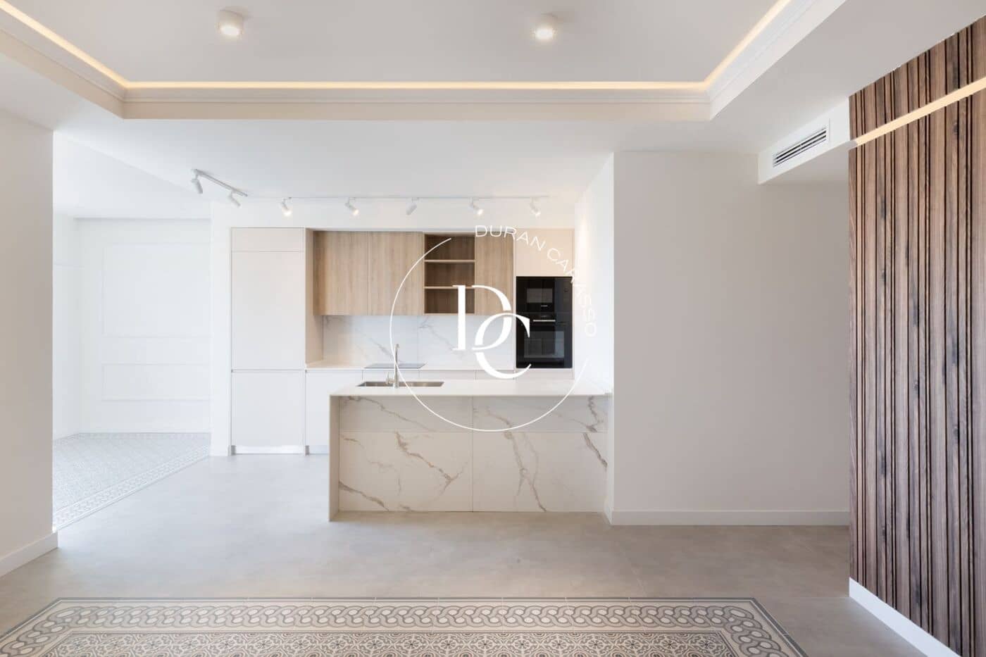 3 bedroom Penthouse for sale in Barcelona city - € 995,000 (Ref: 9648352)