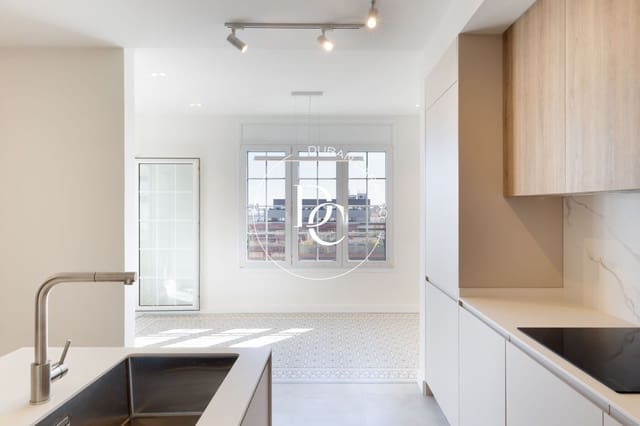 3 bedroom Penthouse for sale in La Dreta de L'Eixample, Barcelona city - € 995,000 (Ref: 9648352)