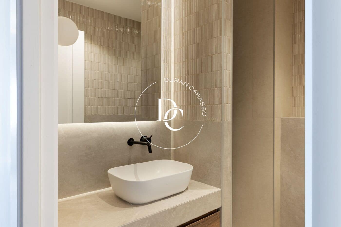 3 bedroom Penthouse for sale in Barcelona city - € 995,000 (Ref: 9648352)