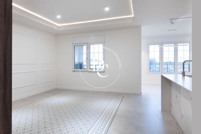 3 makuuhuone Kattohuoneisto myytävänä paikassa La Dreta de L'Eixample, Barcelona kaupunki - 995 000 € (Ref: 9648352)