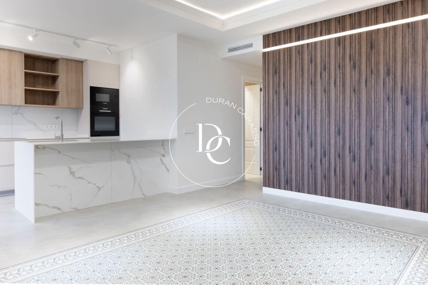 3 soverom Penthouse til salgs i Barcelona by - € 995 000 (Ref: 9648352)