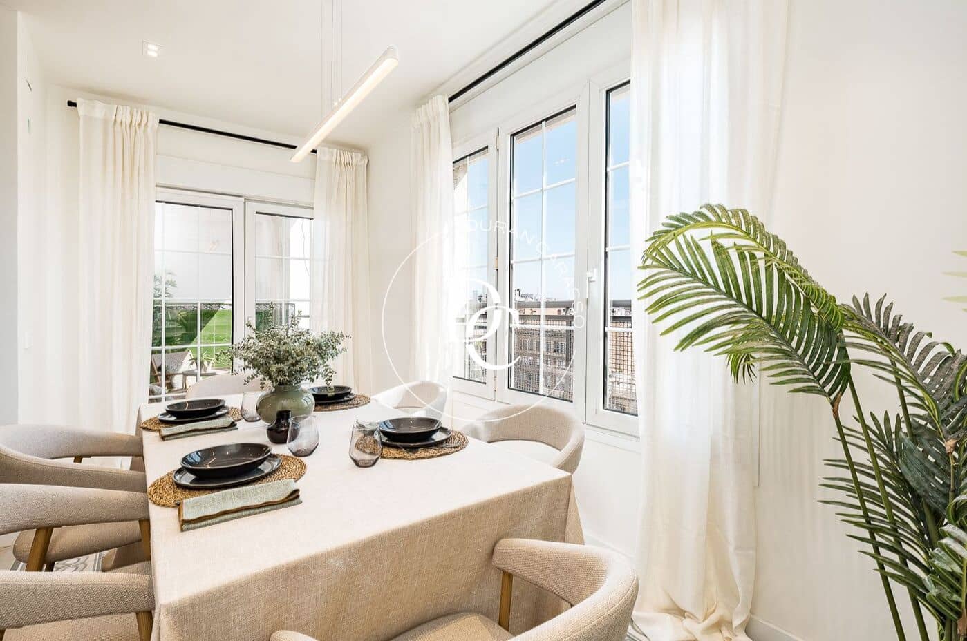 3 bedroom Penthouse for sale in Barcelona city - € 875,000 (Ref: 9648352)