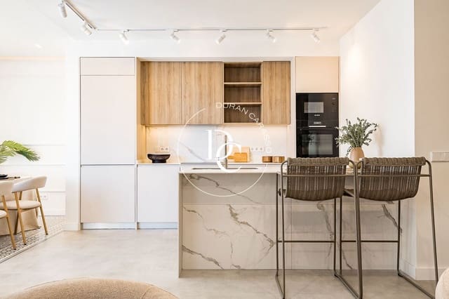 3 makuuhuone Kattohuoneisto myytävänä paikassa La Dreta de L'Eixample, Barcelona kaupunki - 875 000 € (Ref: 9648352)