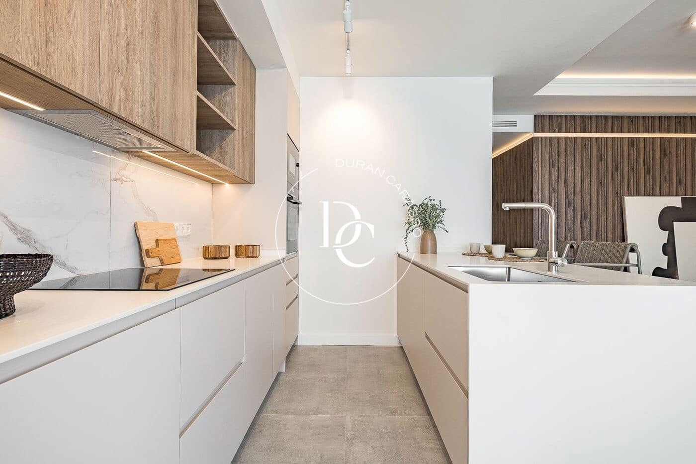 3 bedroom Penthouse for sale in Barcelona city - € 875,000 (Ref: 9648352)
