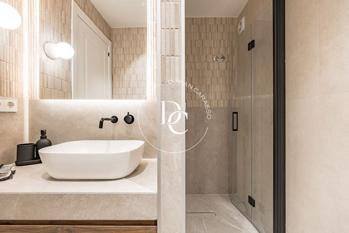 3 bedroom Penthouse for sale in Barcelona city - € 875,000 (Ref: 9648352)