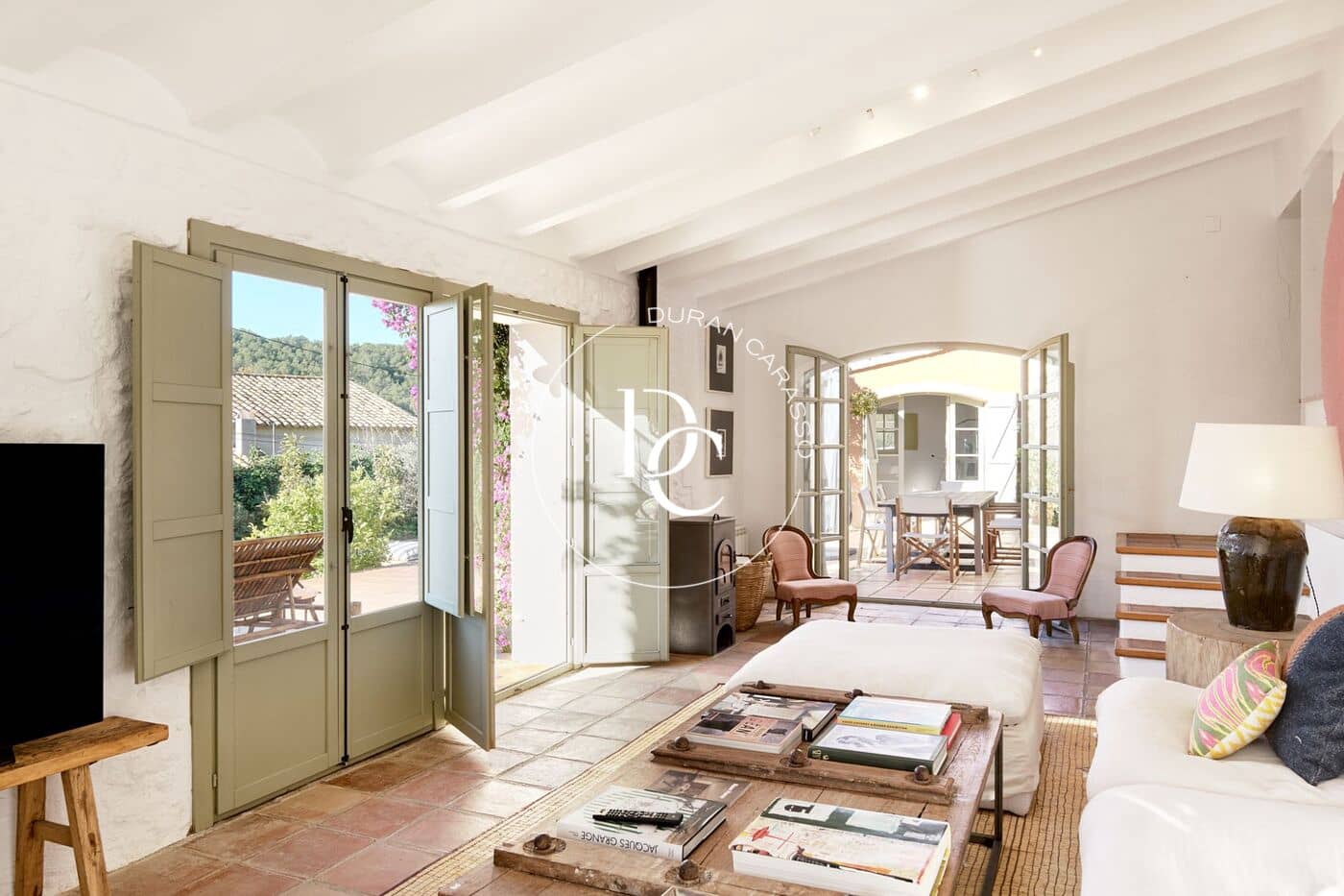 6 chambre Finca/Maison de Campagne à vendre à Torrelles de Foix avec piscine - 980 000 € (Ref: 9648353)