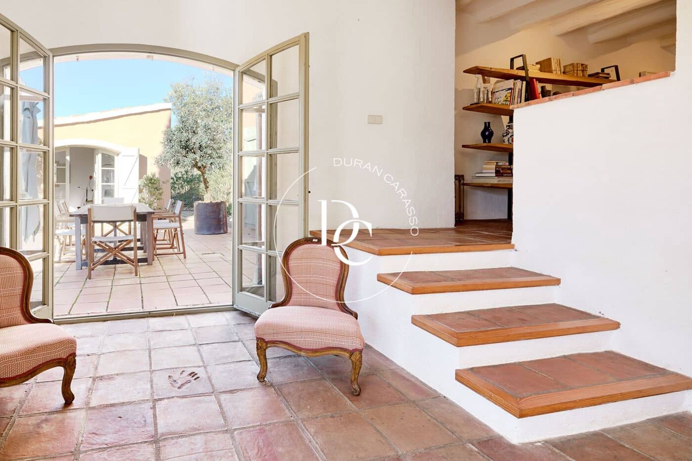 6 chambre Finca/Maison de Campagne à vendre à Torrelles de Foix avec piscine - 980 000 € (Ref: 9648353)