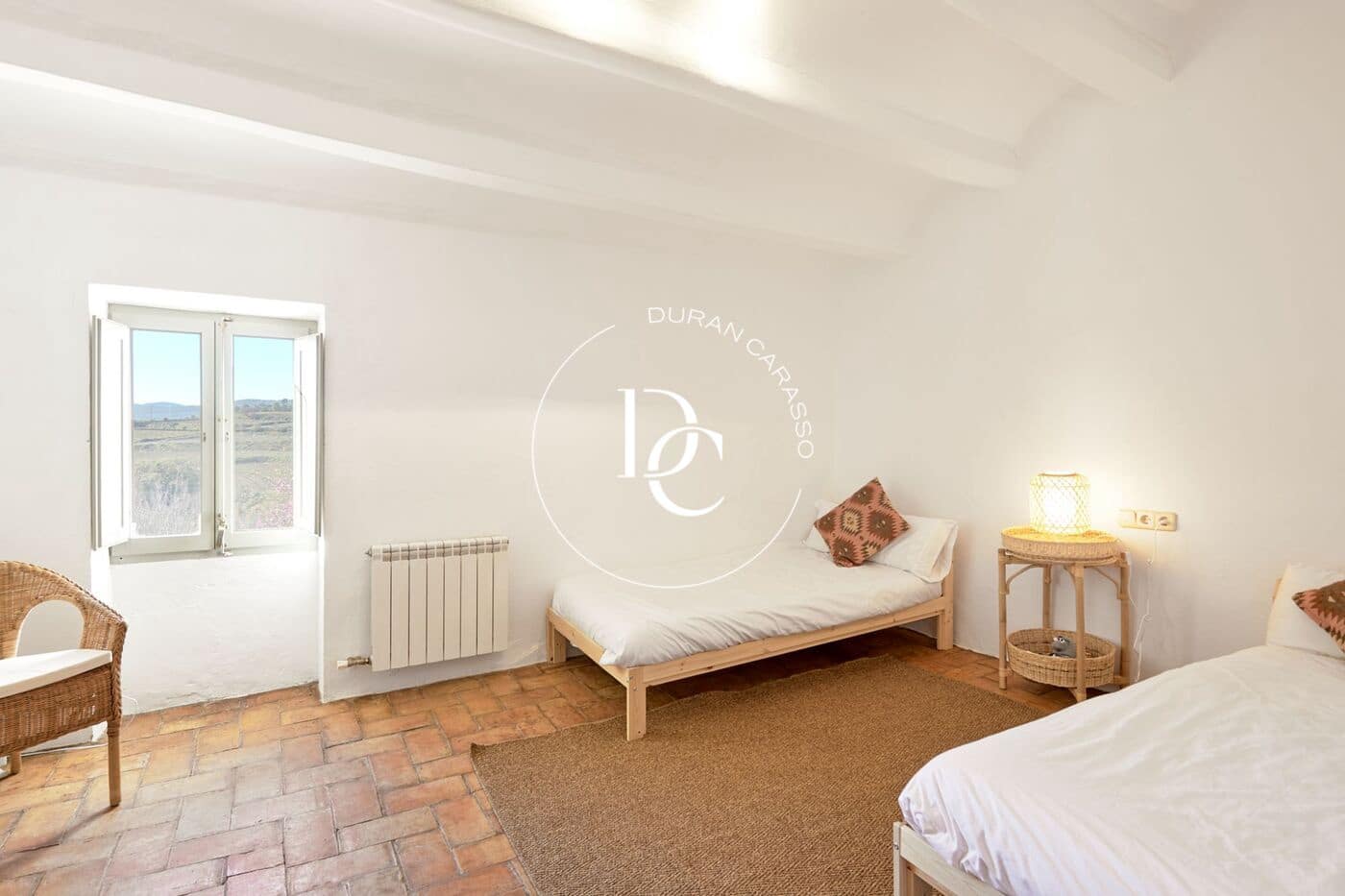 6 chambre Finca/Maison de Campagne à vendre à Torrelles de Foix avec piscine - 980 000 € (Ref: 9648353)