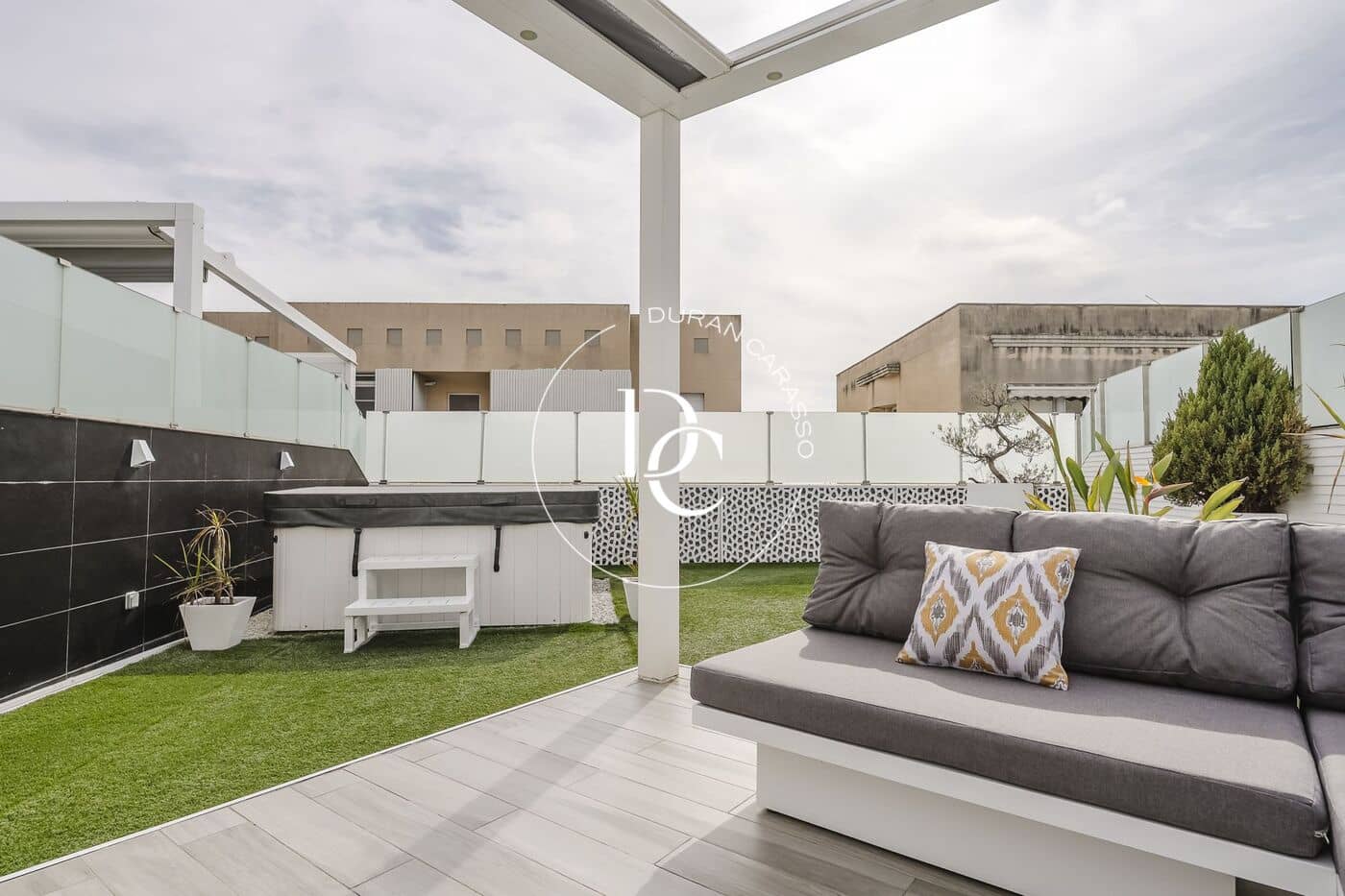 Commercial for rent in Sitges - € 1,800 (Ref: 9674431)