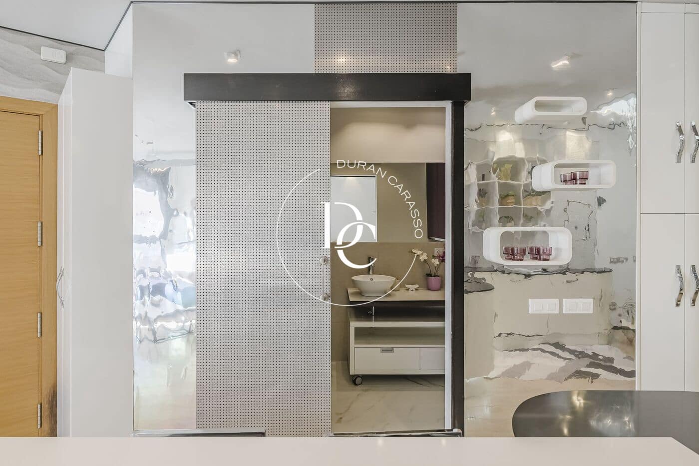 Commercial for rent in Sitges - € 1,800 (Ref: 9674431)