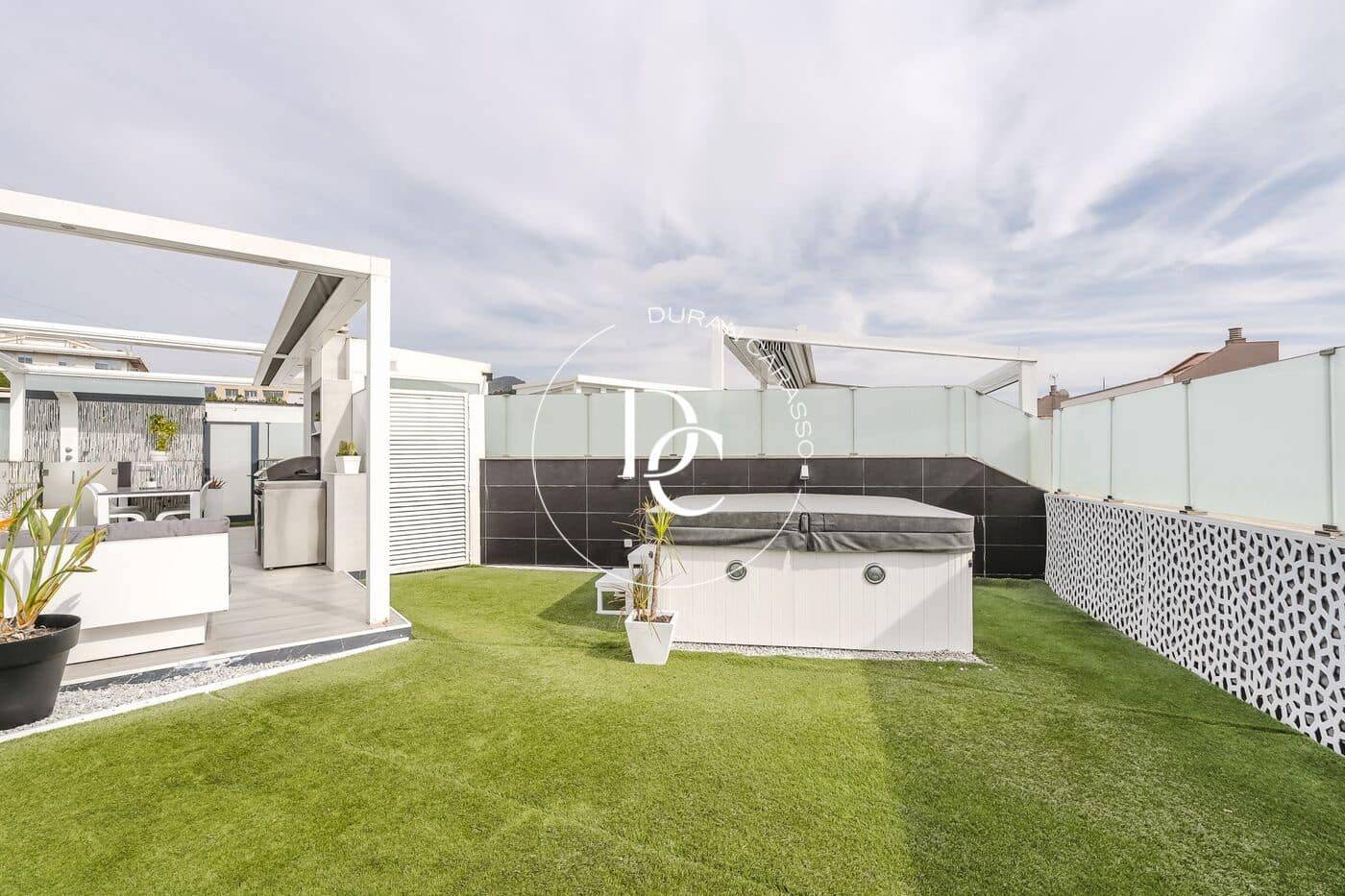 Commercial for rent in Sitges - € 1,800 (Ref: 9674431)