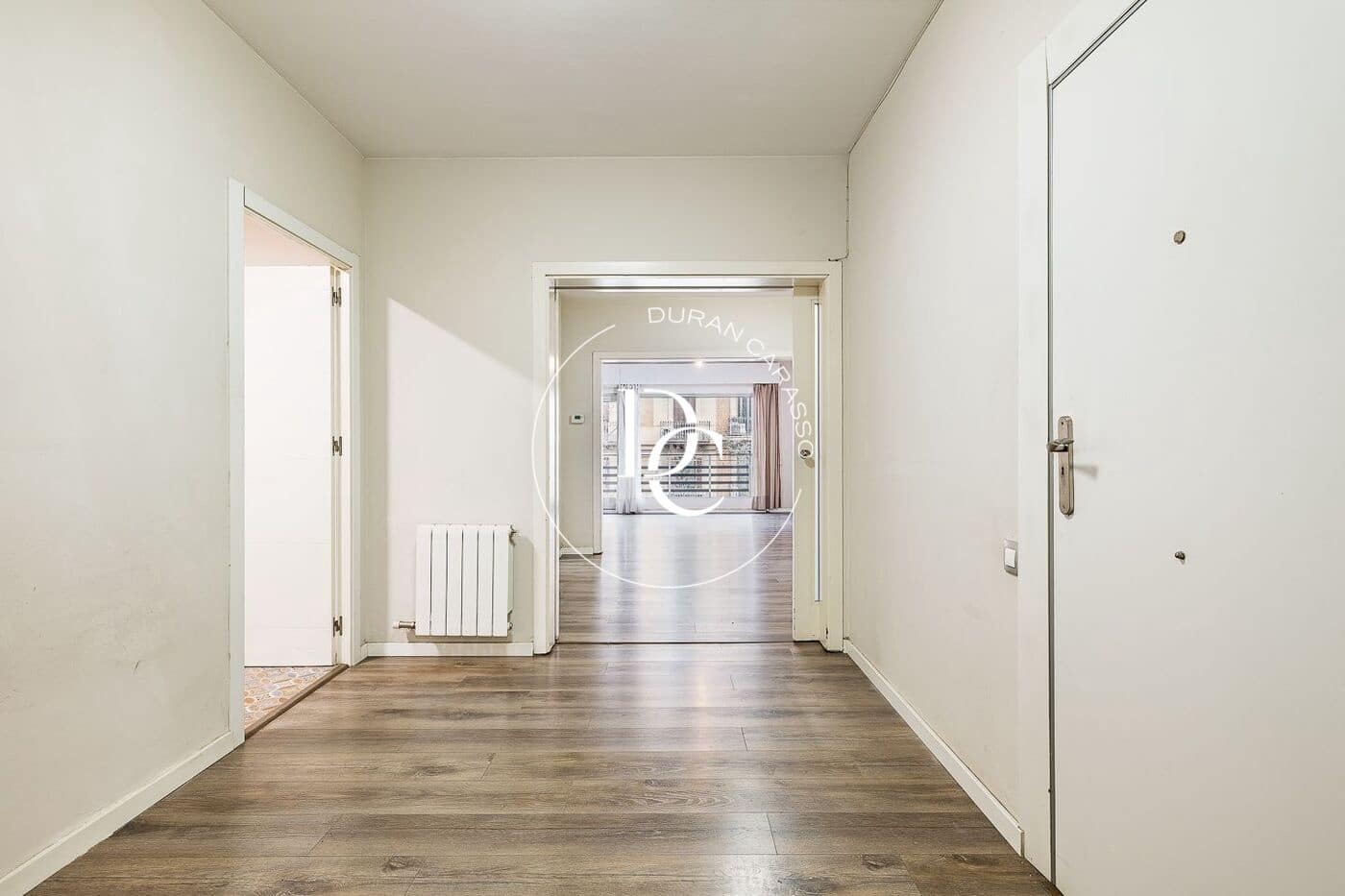 5 bedroom Apartment for sale in Barcelona city - € 1,130,000 (Ref: 9686738)