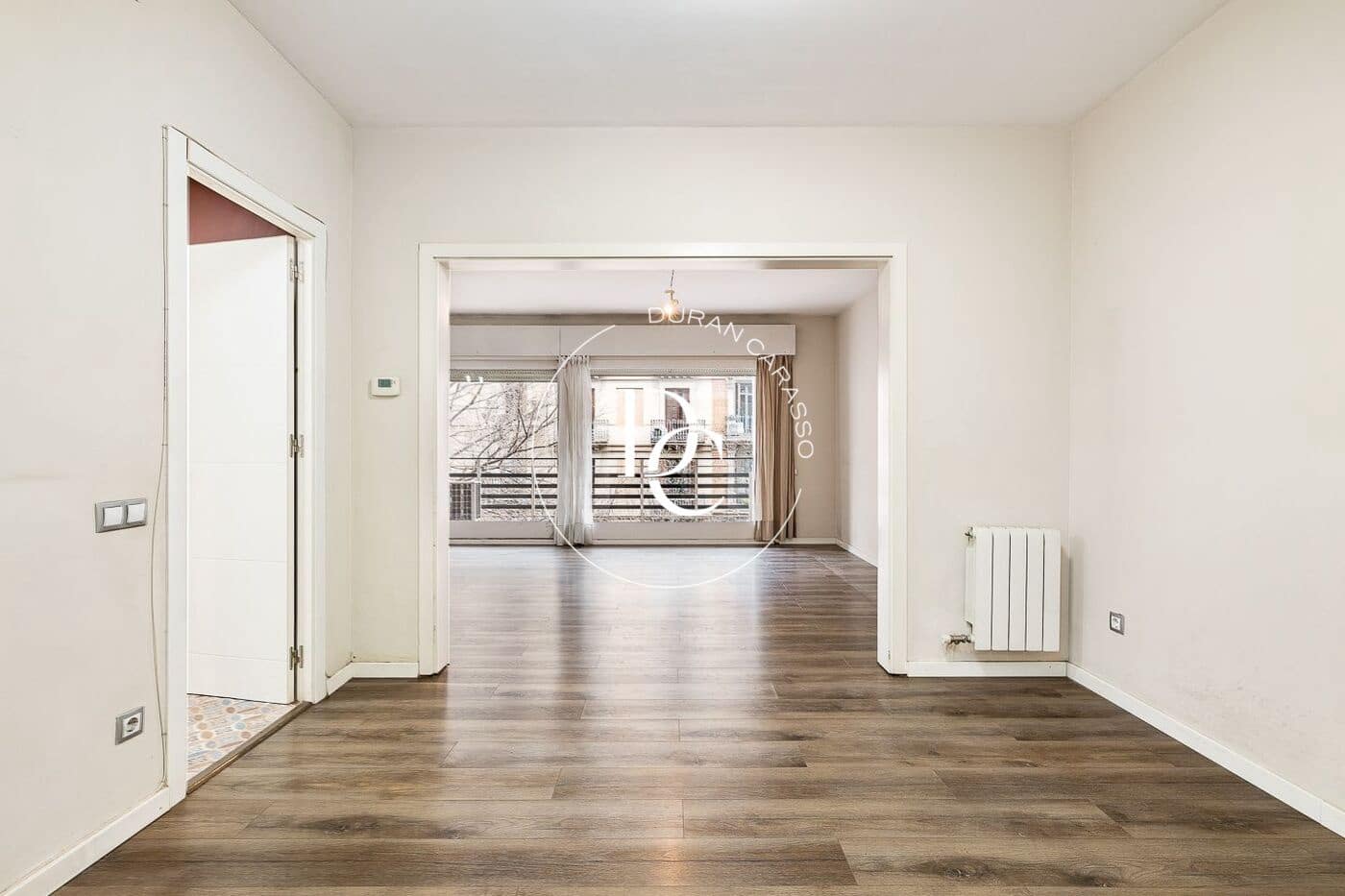 5 bedroom Apartment for sale in Barcelona city - € 1,130,000 (Ref: 9686738)