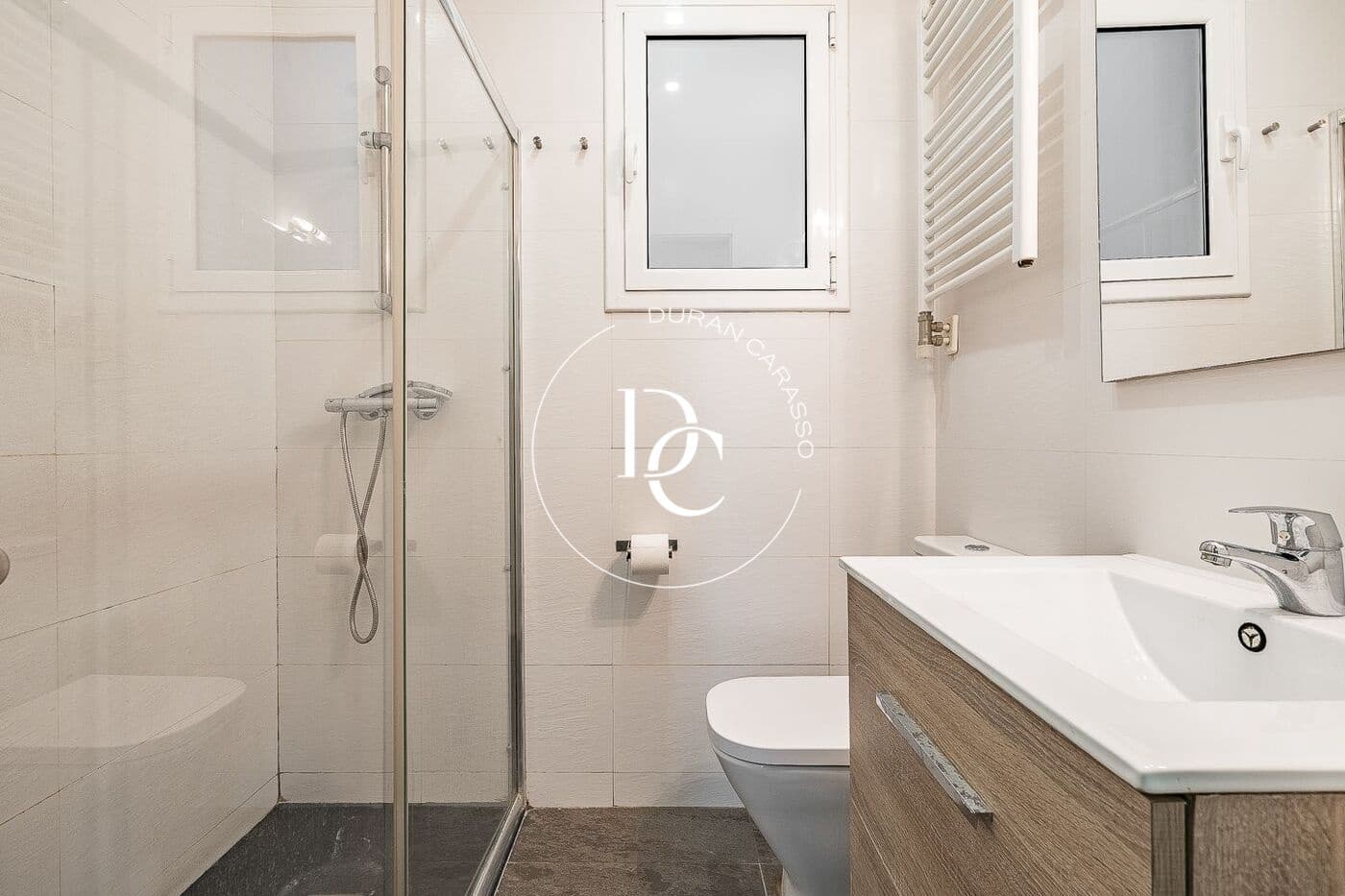 5 bedroom Apartment for sale in Barcelona city - € 1,130,000 (Ref: 9686738)