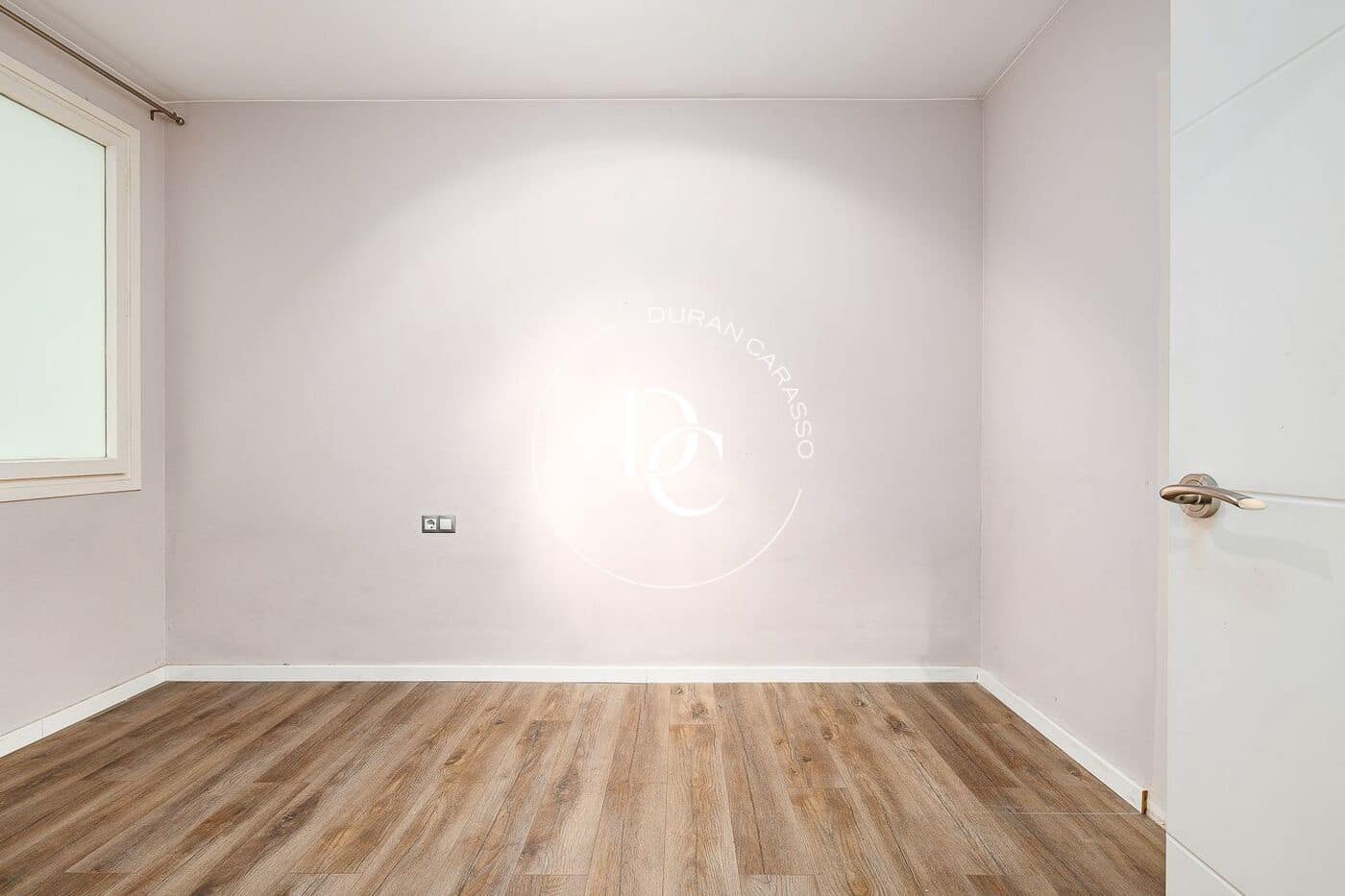 5 bedroom Apartment for sale in Barcelona city - € 1,130,000 (Ref: 9686738)