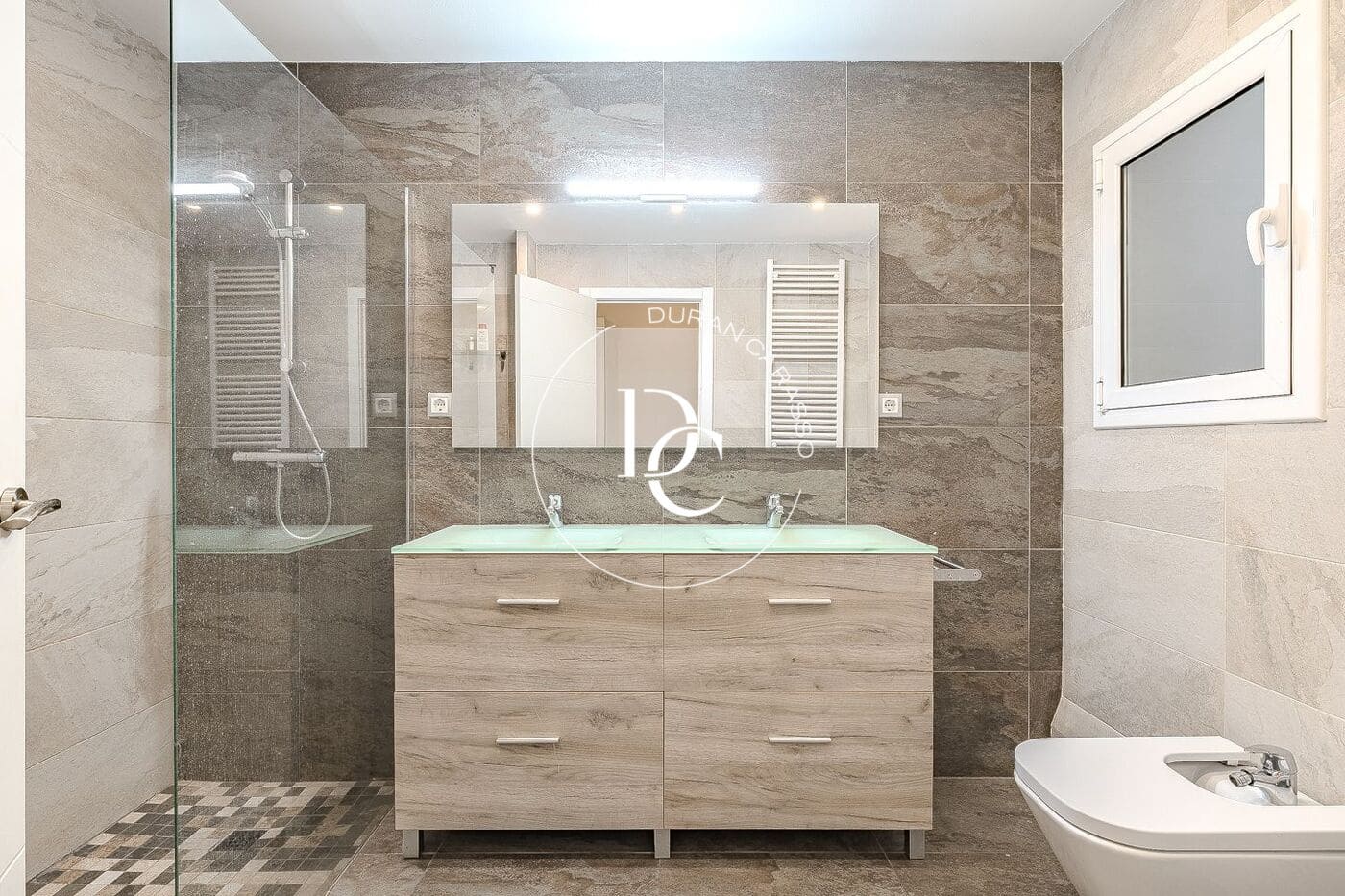 5 bedroom Apartment for sale in Barcelona city - € 1,130,000 (Ref: 9686738)