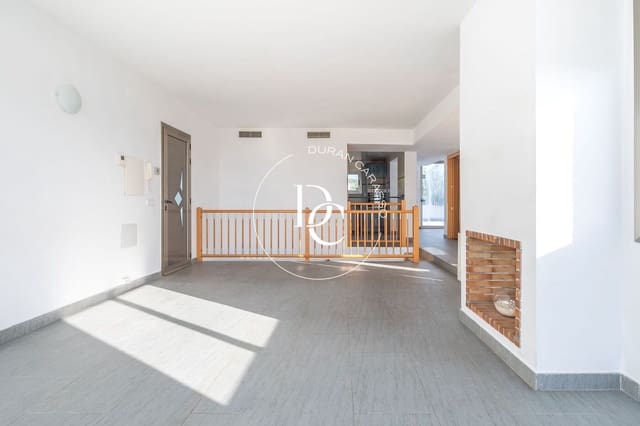 Villa/Maison de 4 chambres à louer à Sitges avec piscine - 3 500 € (Ref: 9686740)