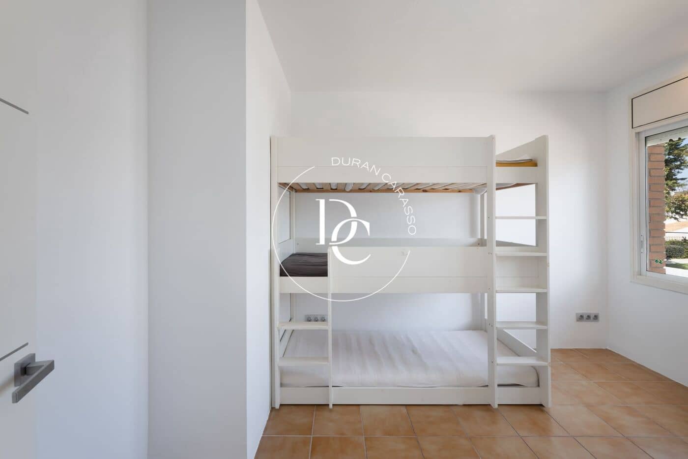 5 bedroom Villa for rent in Sitges with pool - € 3,400 (Ref: 9690938)