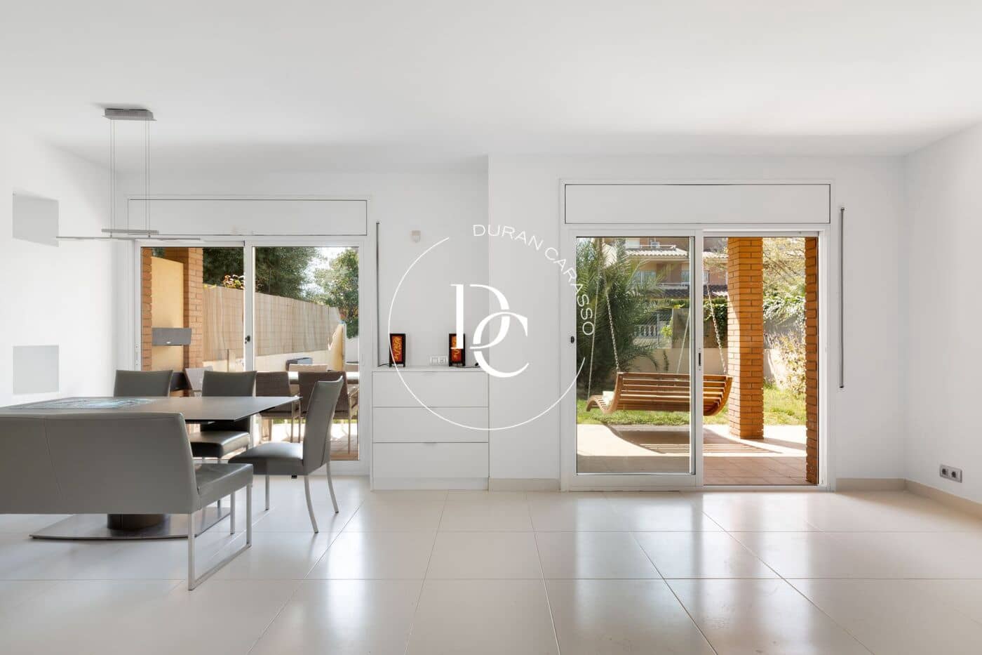 5 bedroom Villa for rent in Sitges with pool - € 3,400 (Ref: 9690938)