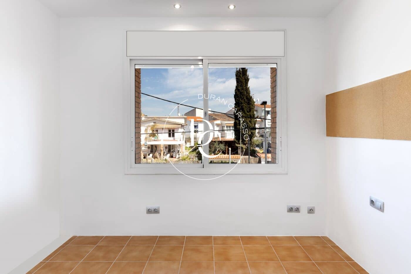 5 bedroom Villa for rent in Sitges with pool - € 3,400 (Ref: 9690938)