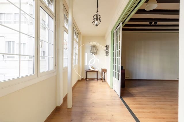 7 bedroom Apartment for sale in La Dreta de L'Eixample, Barcelona city - € 1,625,000 (Ref: 9695476)