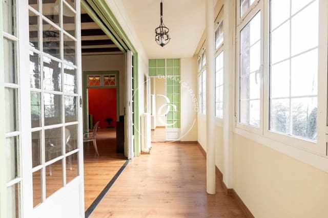 7 bedroom Apartment for sale in La Dreta de L'Eixample, Barcelona city - € 1,625,000 (Ref: 9695476)