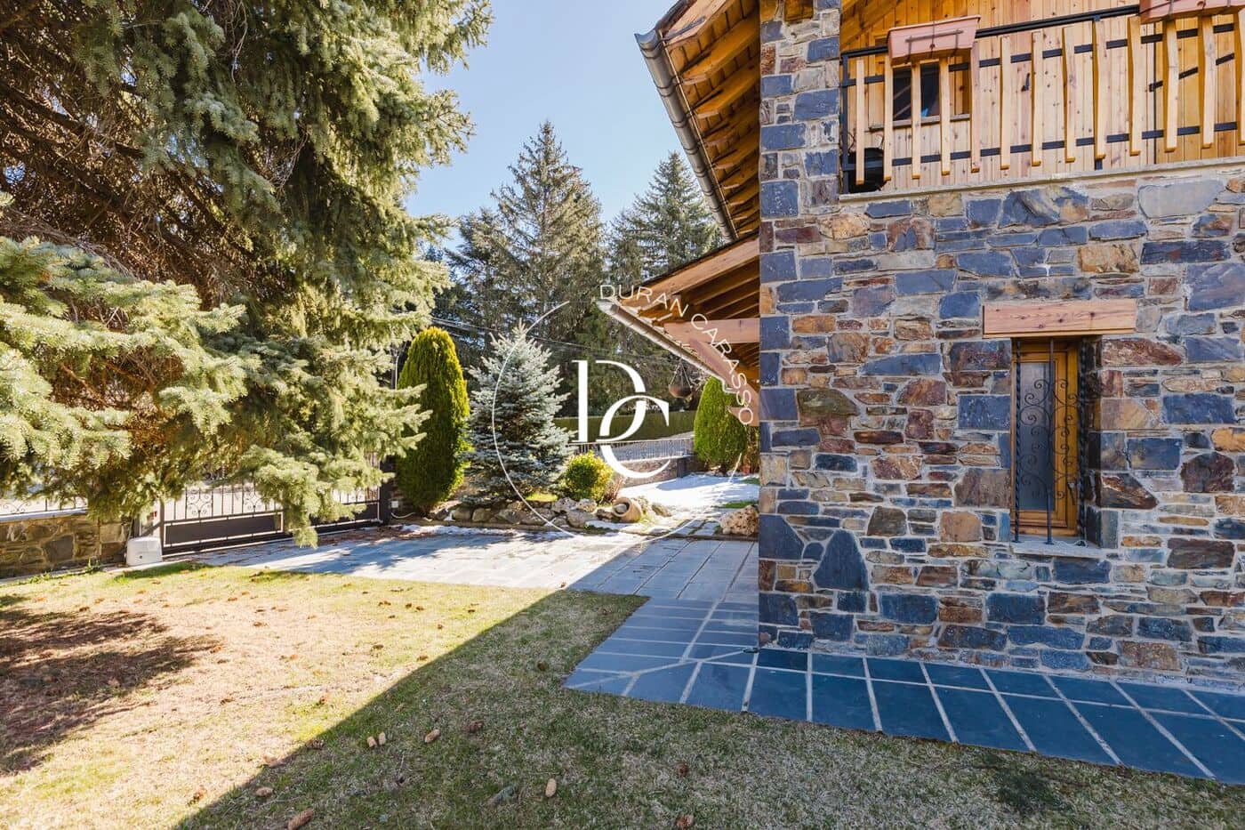 5 bedroom Villa for sale in Llivia - € 990,000 (Ref: 9695477)