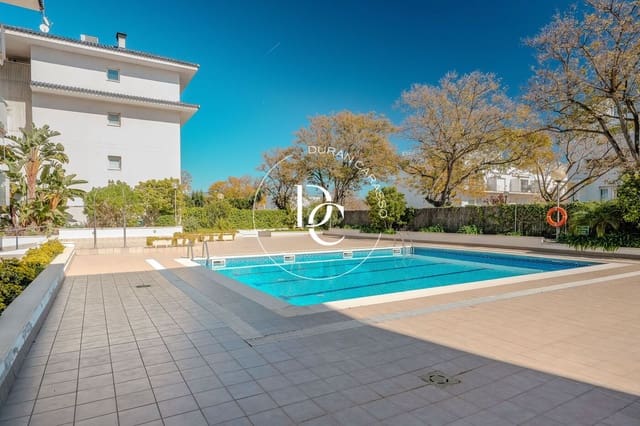 2 quarto Penthouse para venda em Sitges - 705 000 € (Ref: 9712173)