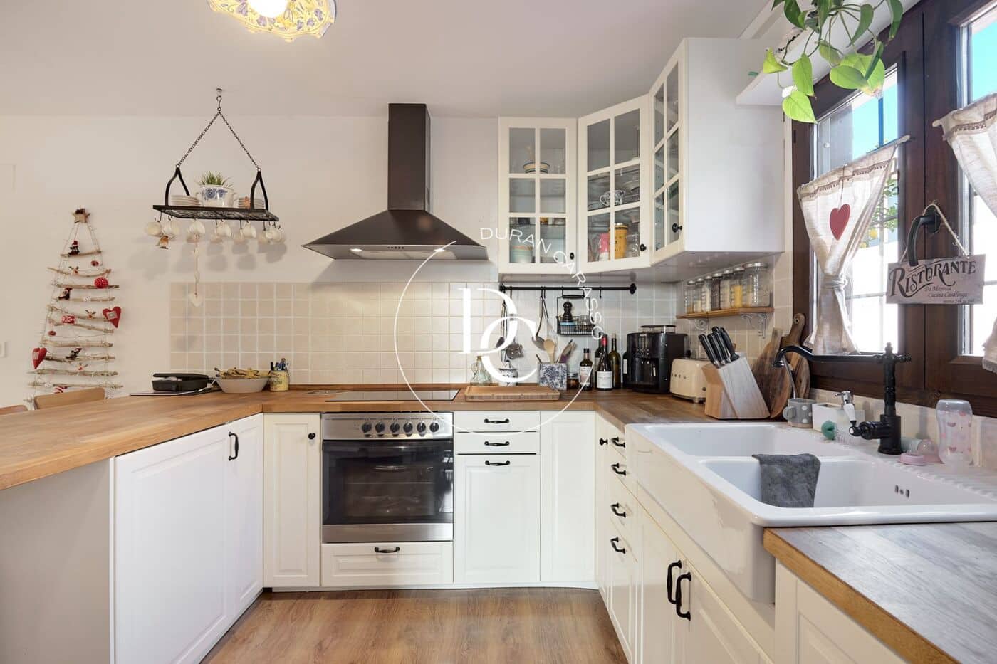 Chalet de 3 habitaciones en Sant Pere de Ribes en venta con piscina - 730.000 € (Ref: 9720127)